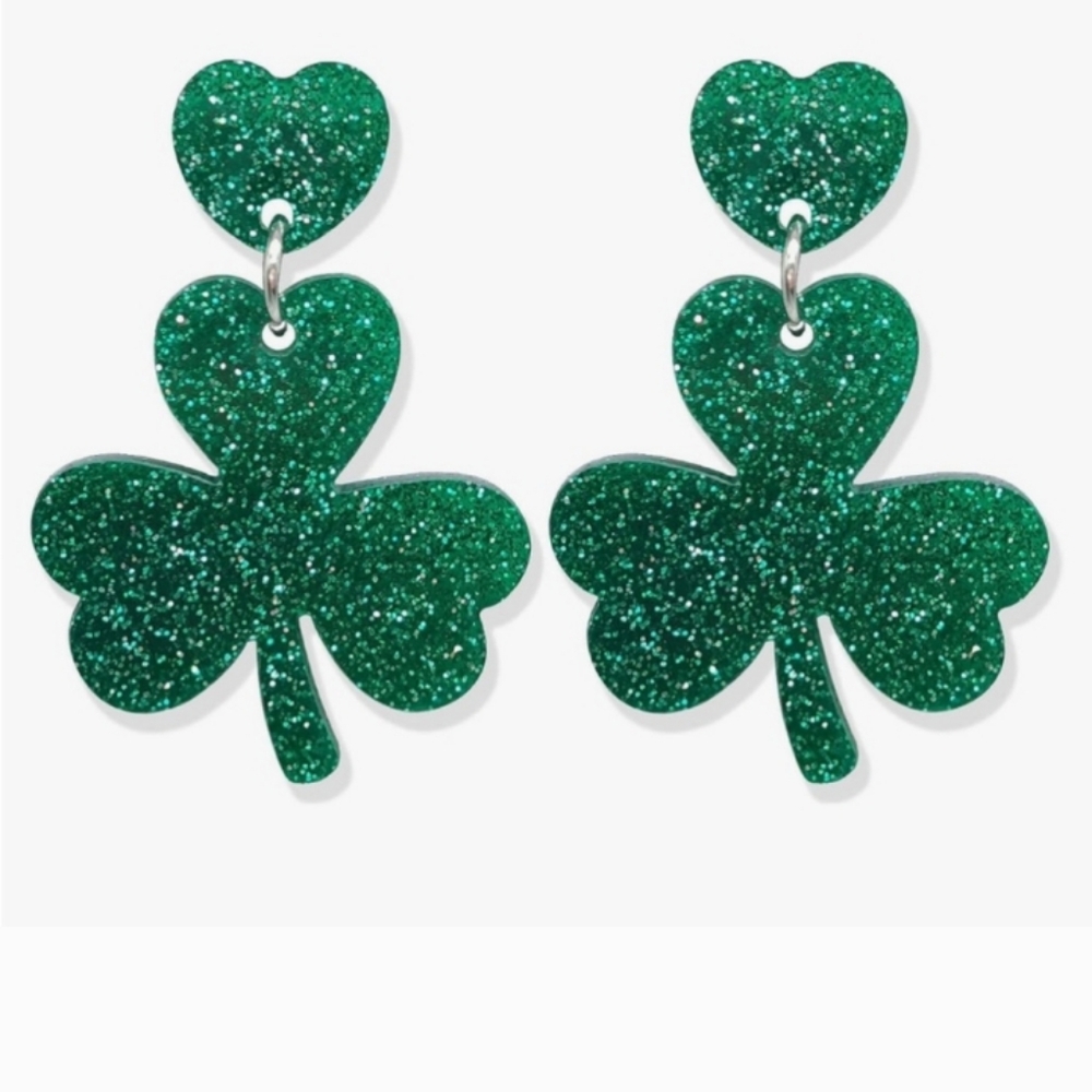 Green St Patty's Day Clover  Glitter Earrings NEW in package